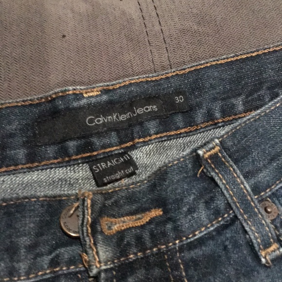Calvin Klein Jeans - Picture 2 of 3